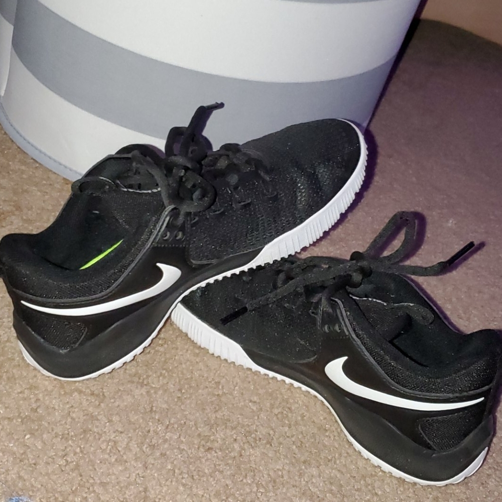 volleyball shoes